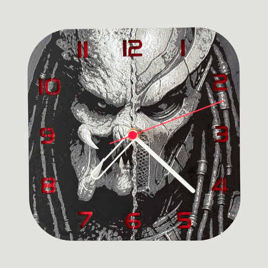 Predator – Dekoratif Masaüstü & Duvar Saati